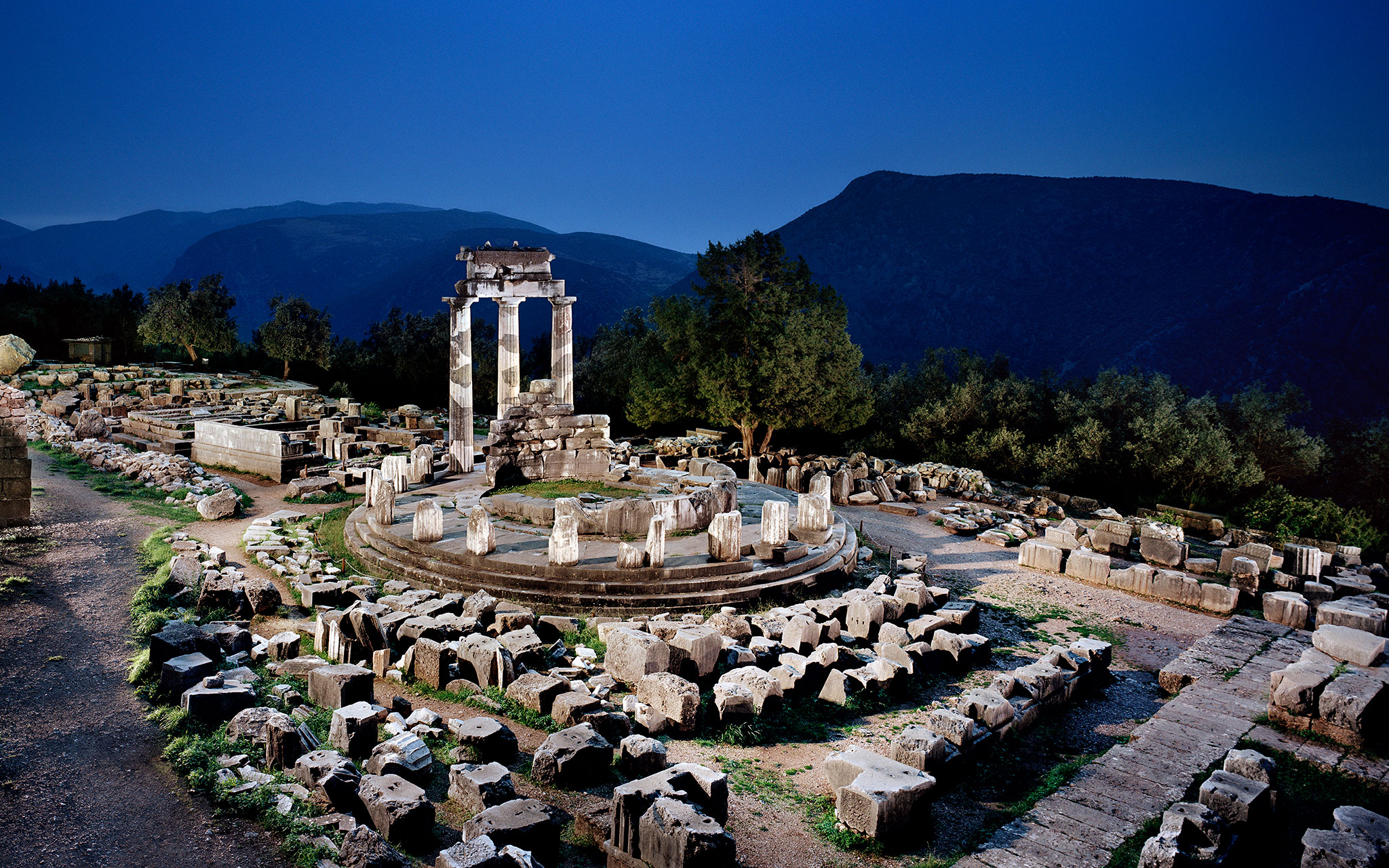 Tholos temple in Delphi