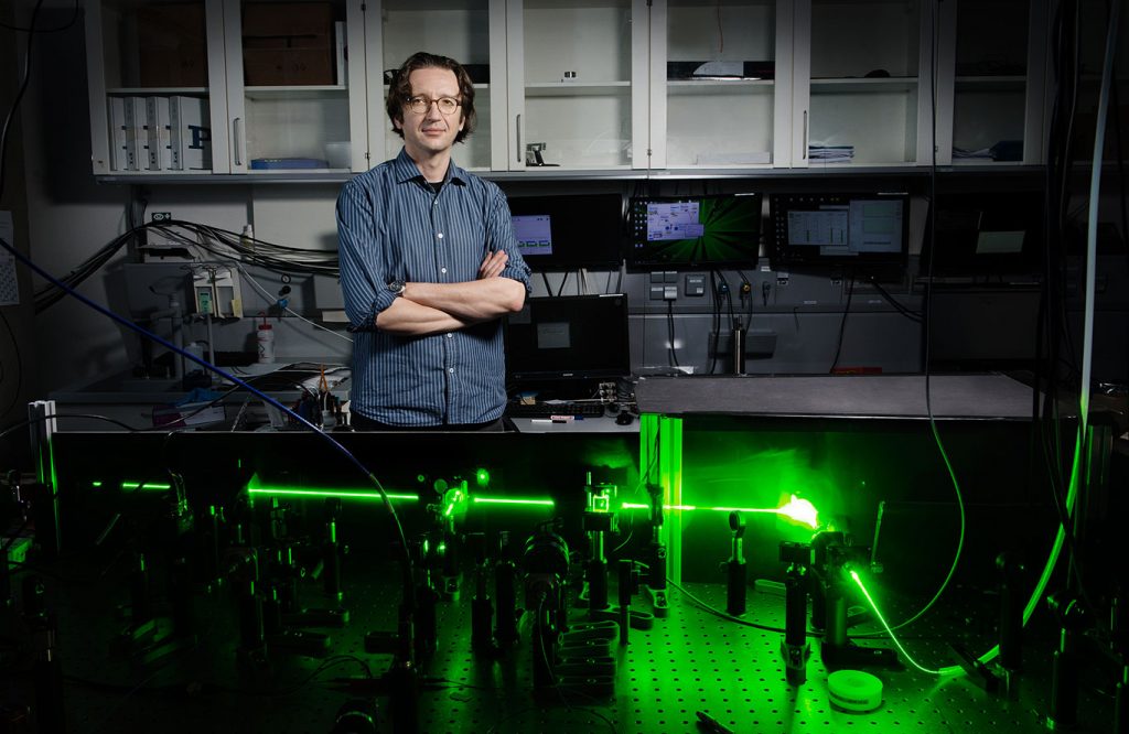 Prof. Dr. Fedor Jelezko, Institut für Quantenoptik, Ulm