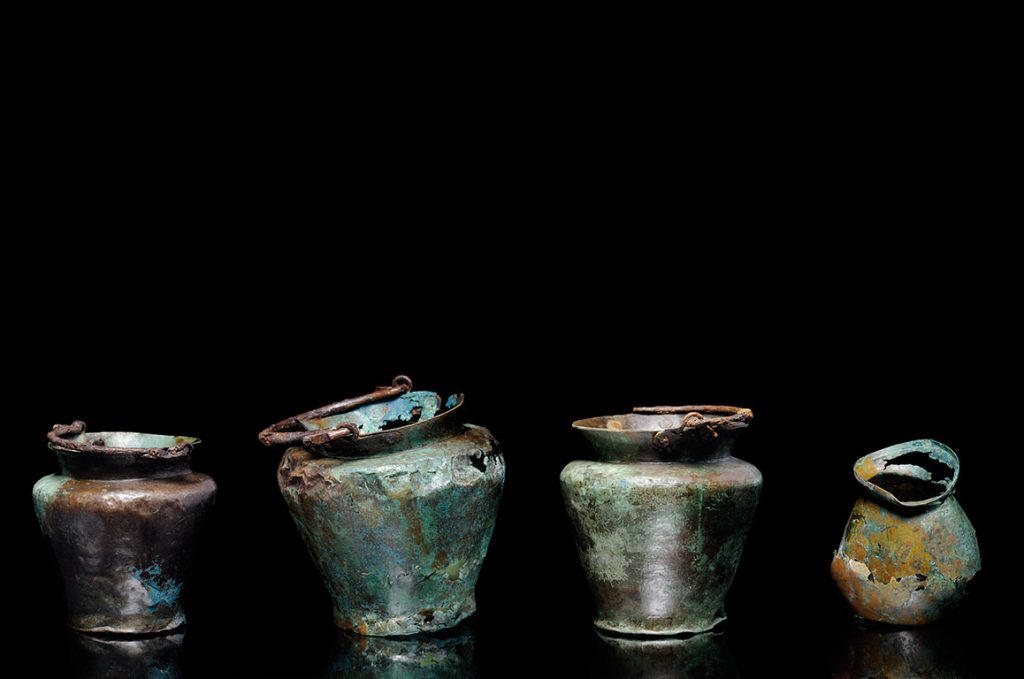 Findings from Mormont. Lausanne, Museum Musée cantonal d’archéologie et d’histoire