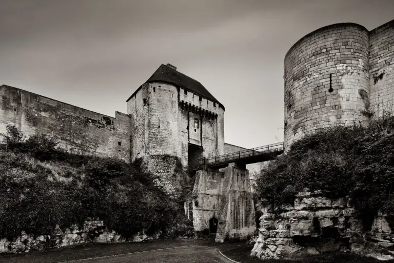 Château de Caen, Porte des Champs