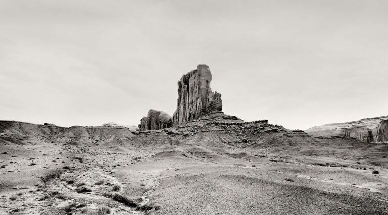 Momument Valley, rock formation Elephant Butte