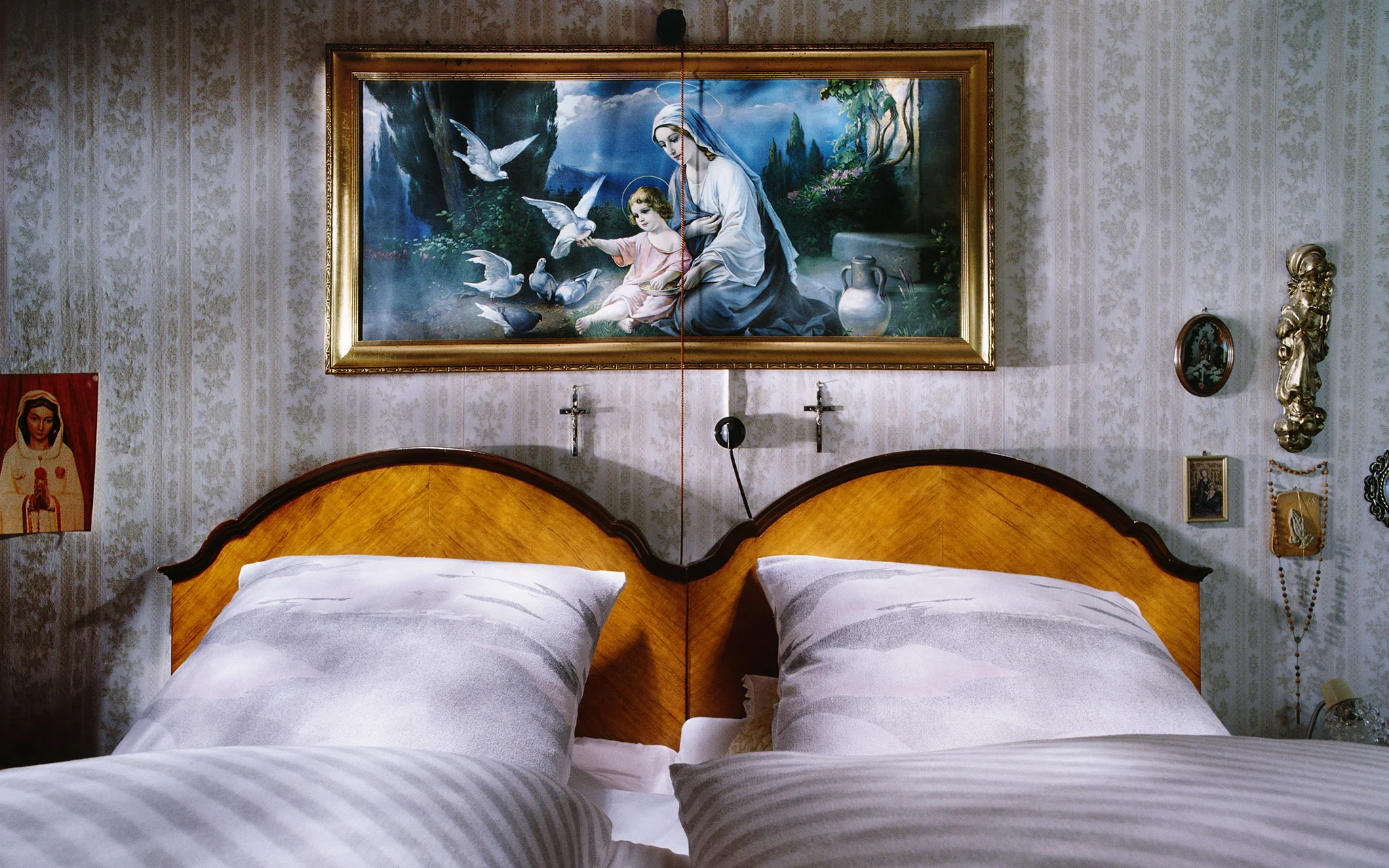Schlafzimmer von 1933 mit Heiligenbild