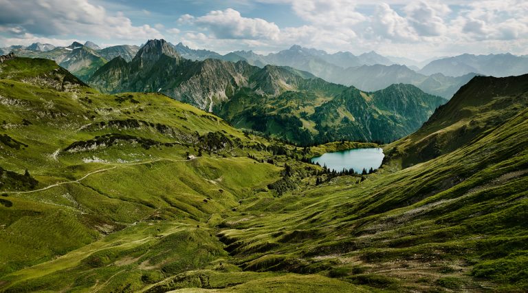 Seealpsee in den Allgäuer Alpen, Bayern.